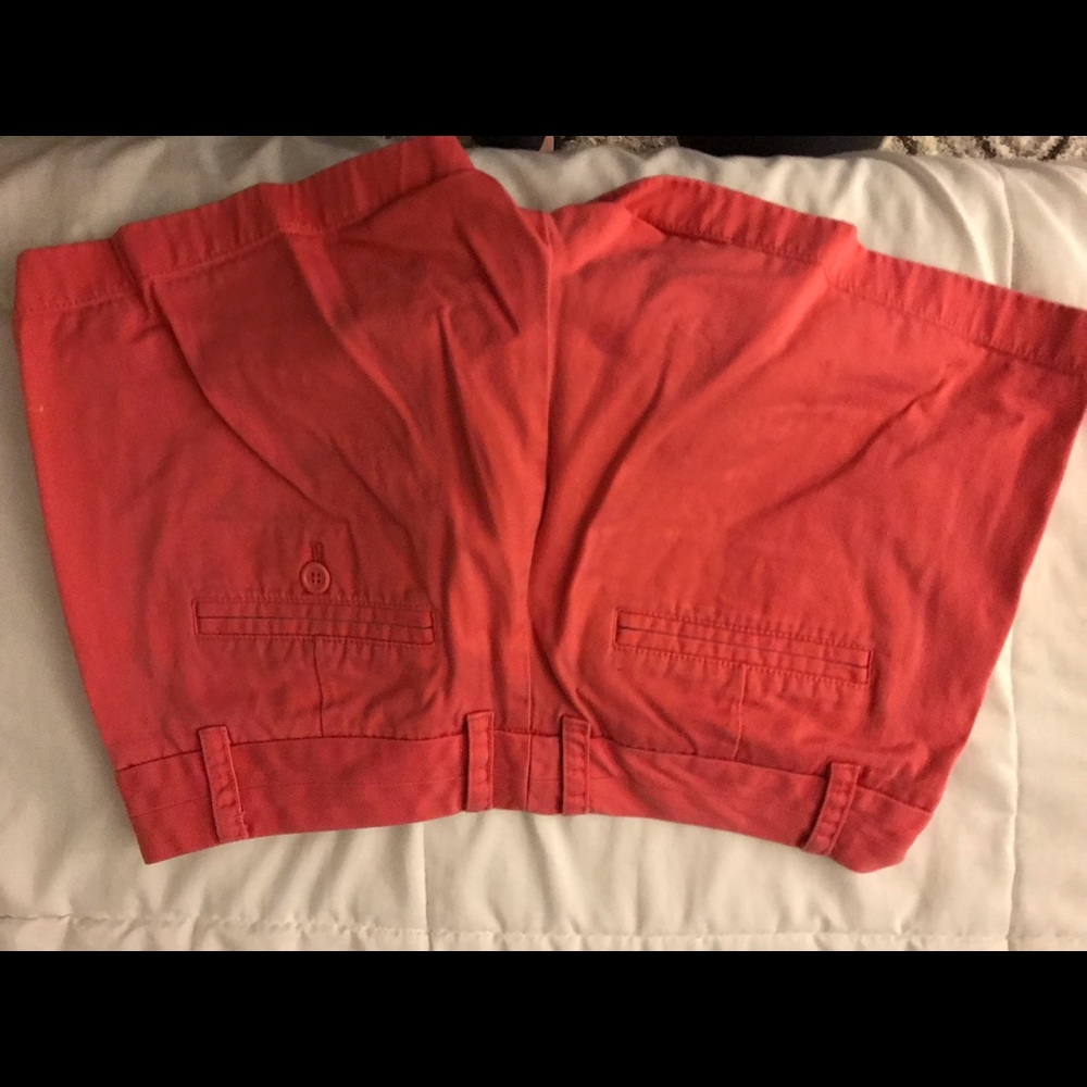 Shorts - Picture 2 of 3